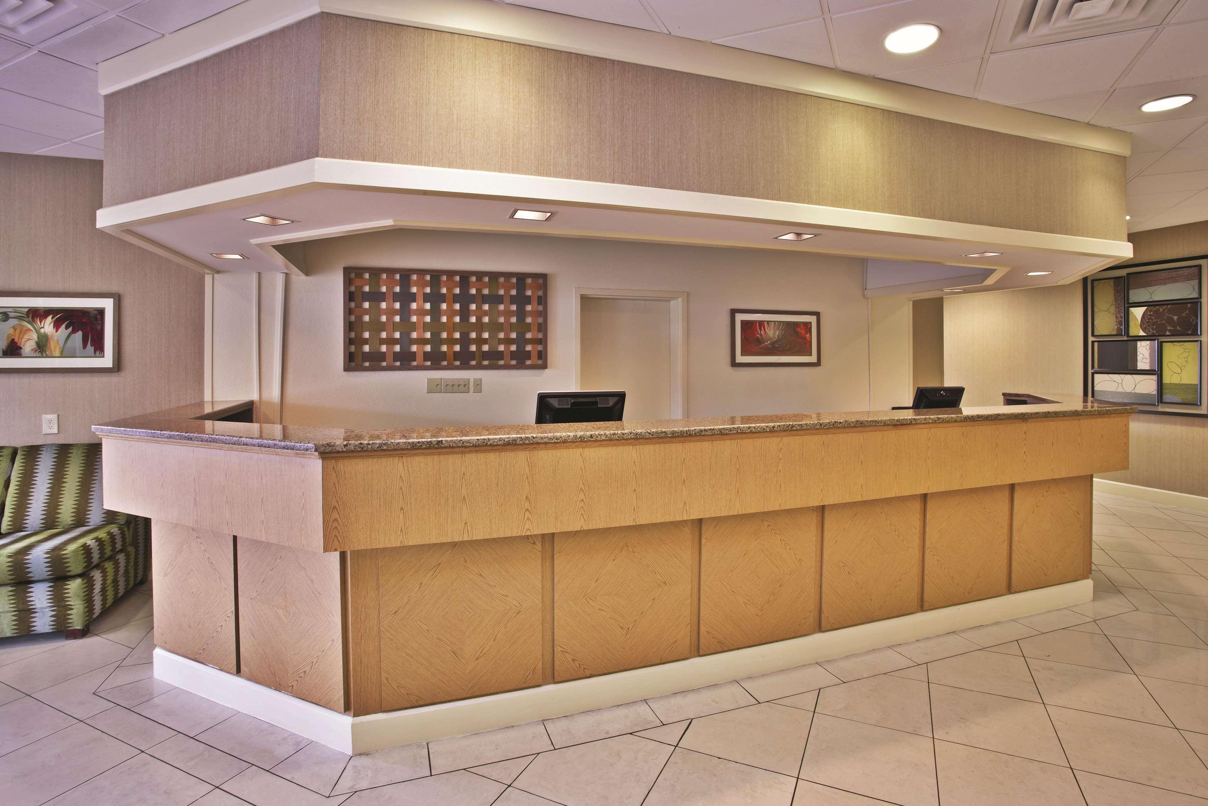 La Quinta Inn & Suites By Wyndham Kingsport Tricities Airport Екстериор снимка